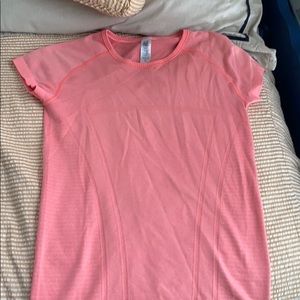 Ivivva tight workout shirt